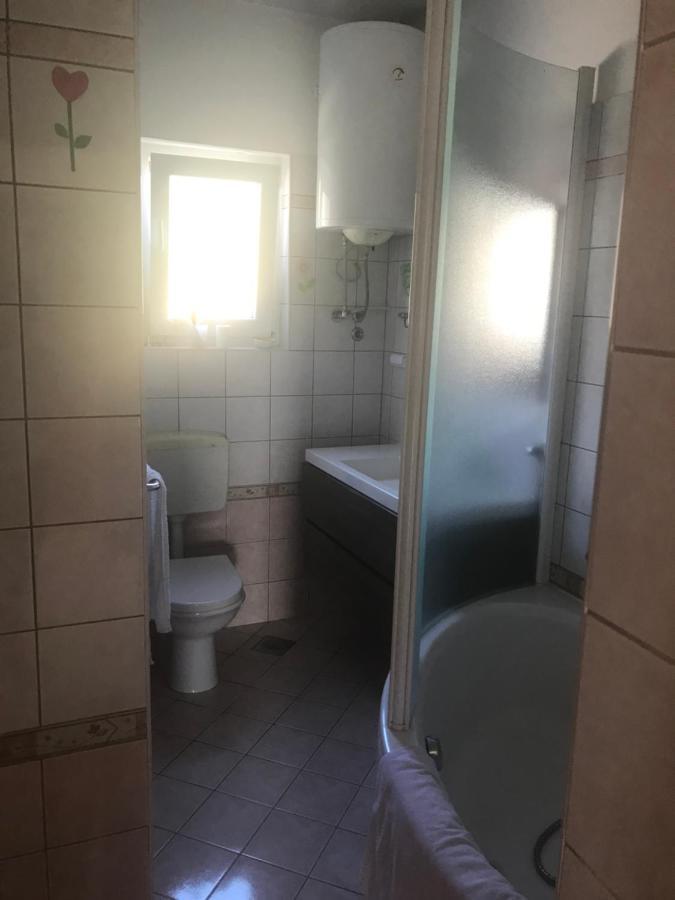 Smokrovic *2* Starigrad Paklenica Exterior foto
